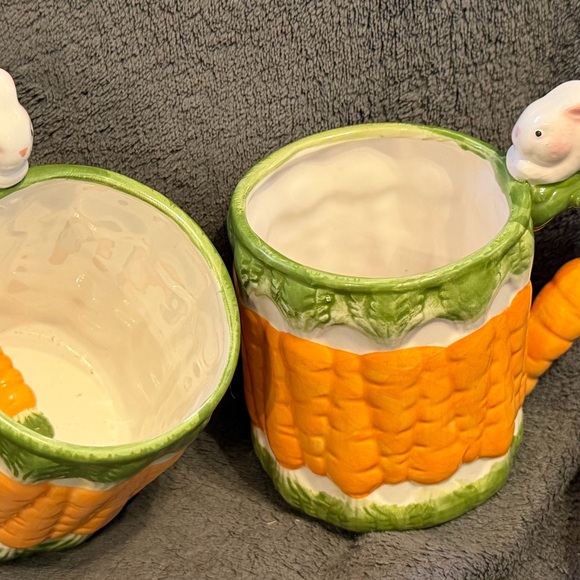 Carrot and Bunny Ceramic Mugs - Green and Orange - Picture 3 of 5